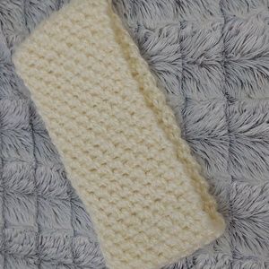 Crocheted headband for‎ winter color: cream